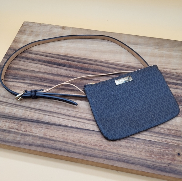 Michael Kors Brown Belt Bag With Adjustable Strap, Gold Finishes, Like New - Picture 1 of 5